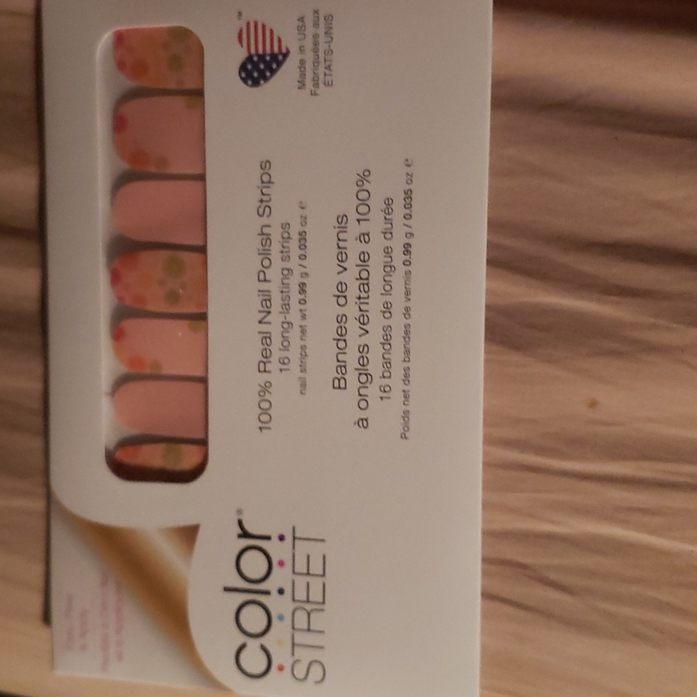 Color street nails - Picture 2 of 5